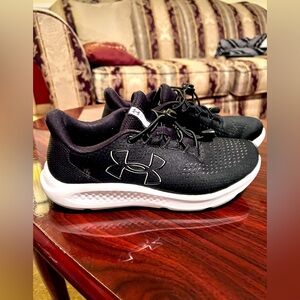 Under Armour Charged  Pursuit women shoes